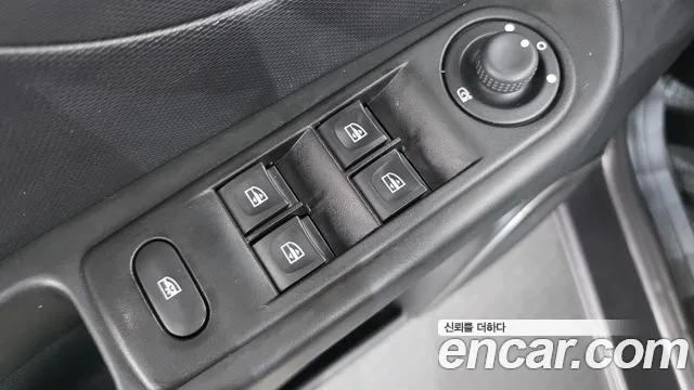 Renault-KoreaSamsung Captur 2016 thumb 11