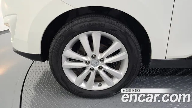 Hyundai Tucson 2011 thumb 5