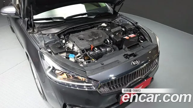 Kia K7 2016 thumb 6