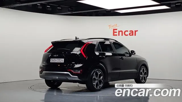 Kia Niro 2022 thumb 2