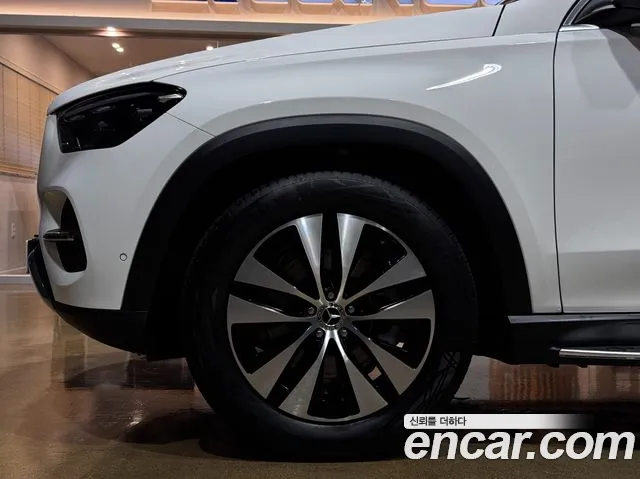 Mercedes-Benz GLE 2026 thumb 5
