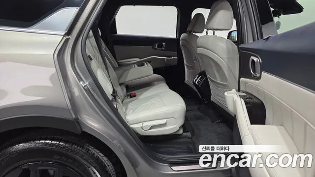 Kia Sorento 2023 thumb 11