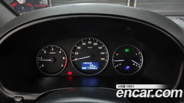 Hyundai Starex 2019 thumb 8