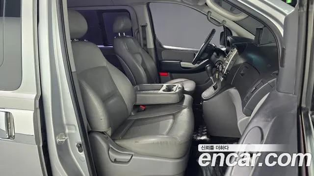 Hyundai Starex 2014 thumb 10