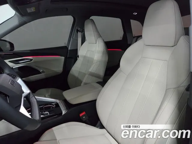 Audi Q5 2025 thumb 10