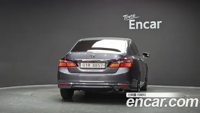 Honda Accord 2017 thumb 4