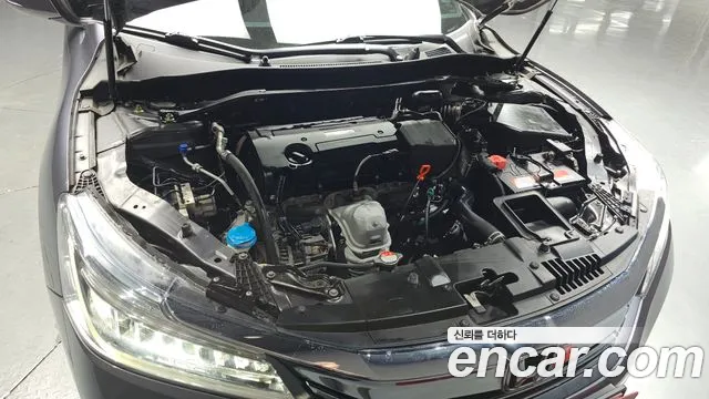 Honda Accord 2017 thumb 6