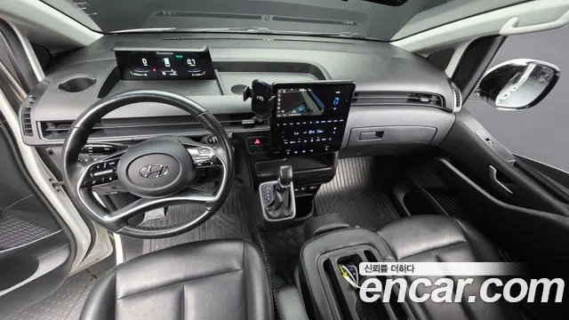Hyundai Staria 2022 thumb 7
