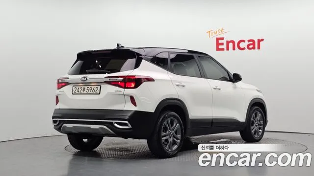 Kia Seltos 2019 thumb 2
