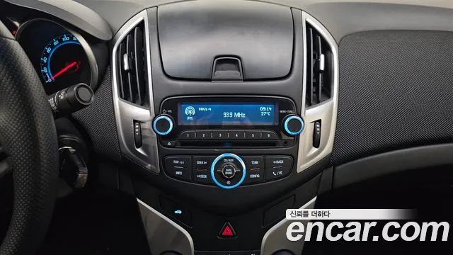 ChevroletGMDaewoo Cruze 2015 thumb 12