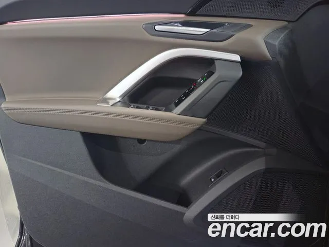 Audi Q5 2025 thumb 9
