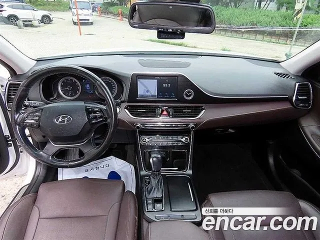 Hyundai Grandeur 2017 thumb 7