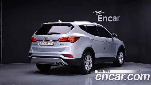 Hyundai Santa Fe 2016 thumb 2