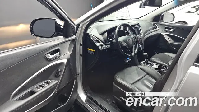 Hyundai Santa Fe 2016 thumb 10