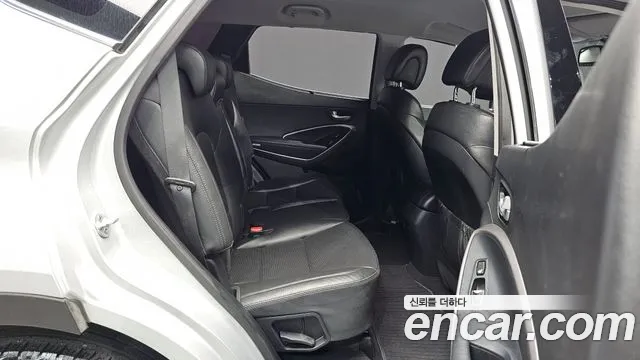 Hyundai Santa Fe 2016 thumb 11