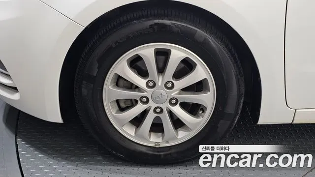Kia K3 2013 thumb 5