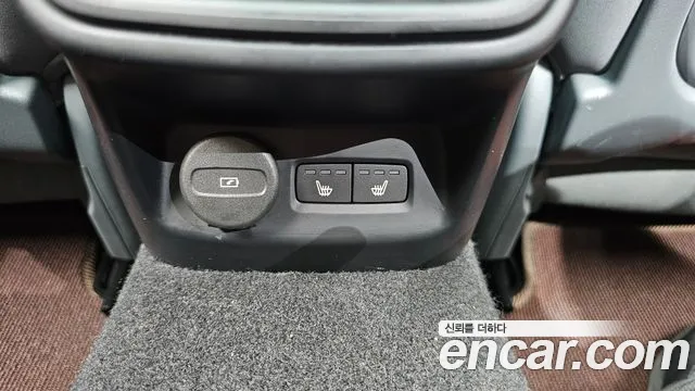 Polestar 2 2022 thumb 11