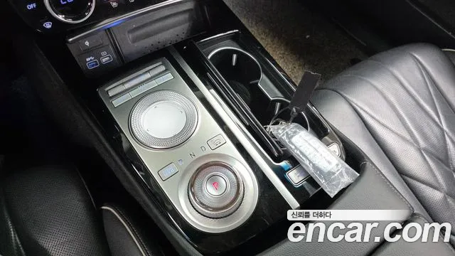 Genesis G80 2020 thumb 9