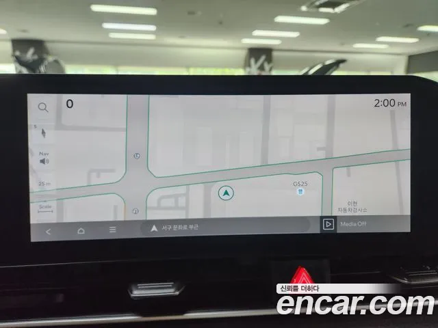 Kia Carnival 2024 thumb 6