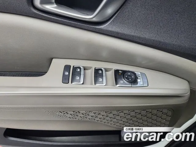 Kia Carnival 2024 thumb 10