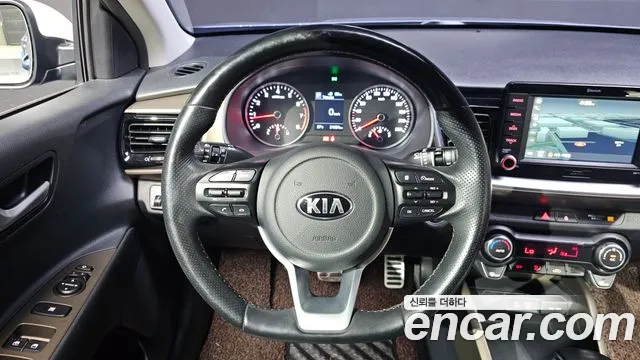 Kia Stonic 2018 thumb 12