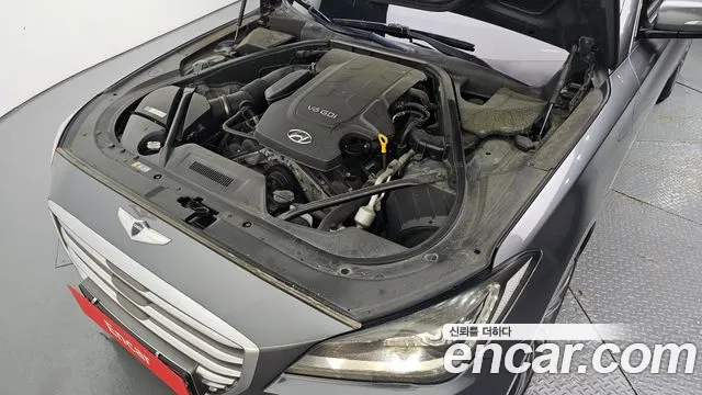 Hyundai Genesis 2015 thumb 6
