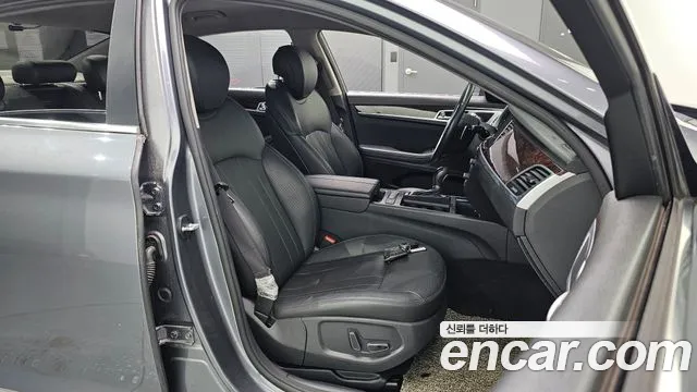 Hyundai Genesis 2015 thumb 12