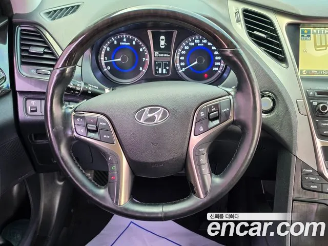 Hyundai Grandeur 2013 thumb 8
