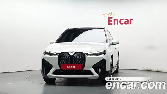 BMW iX 2022 thumb 3