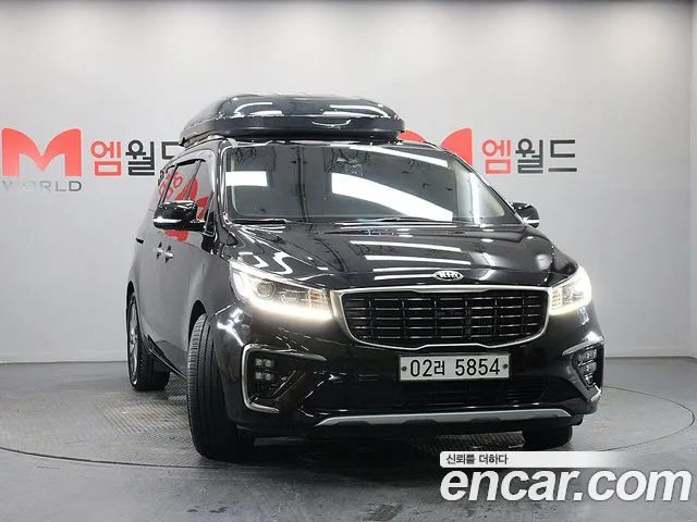 Kia Carnival 2018 thumb 2