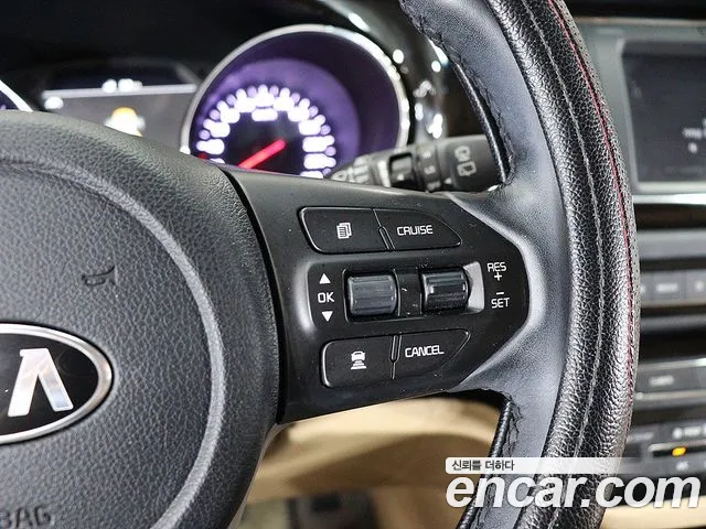 Kia Carnival 2018 thumb 7