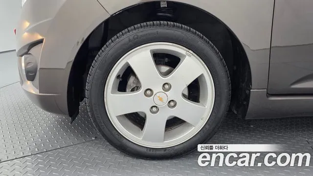 ChevroletGMDaewoo Spark 2011 thumb 5