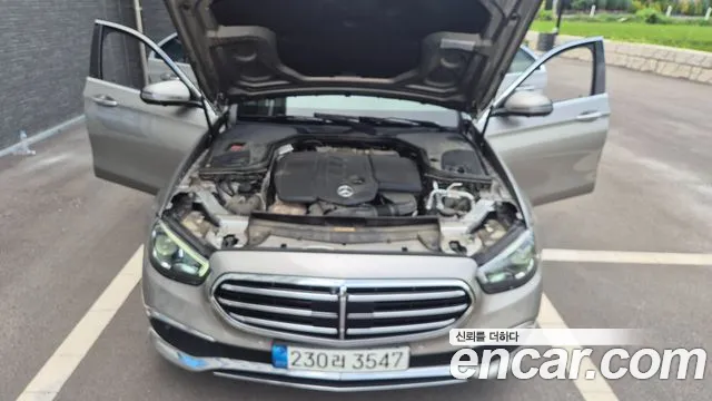 Mercedes-Benz E-Класс 2023 thumb 6