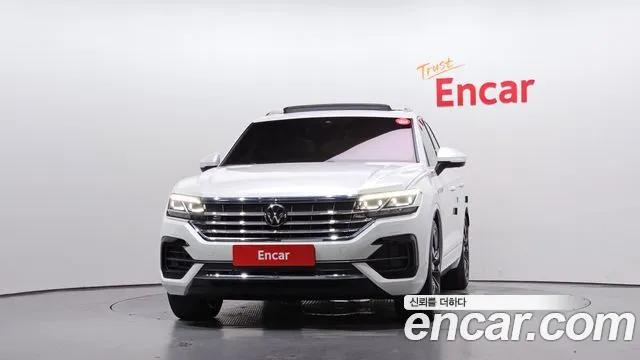 Volkswagen Touareg 2023 thumb 3