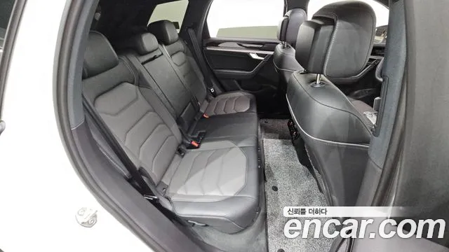 Volkswagen Touareg 2023 thumb 11