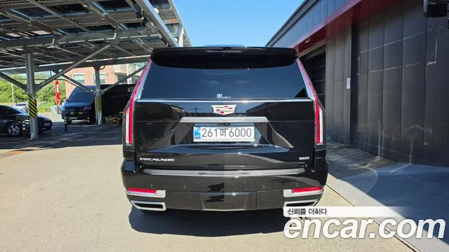 Cadillac Escalade 2026 thumb 4