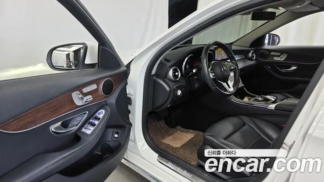 Mercedes-Benz C-Класс 2019 thumb 10