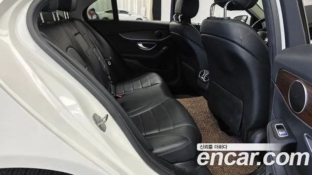 Mercedes-Benz C-Класс 2019 thumb 12