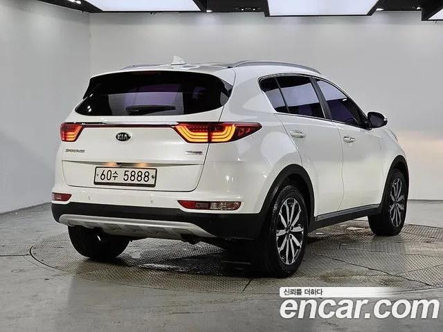 Kia Sportage 2016 thumb 4