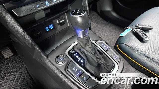 Hyundai Kona 2017 thumb 9
