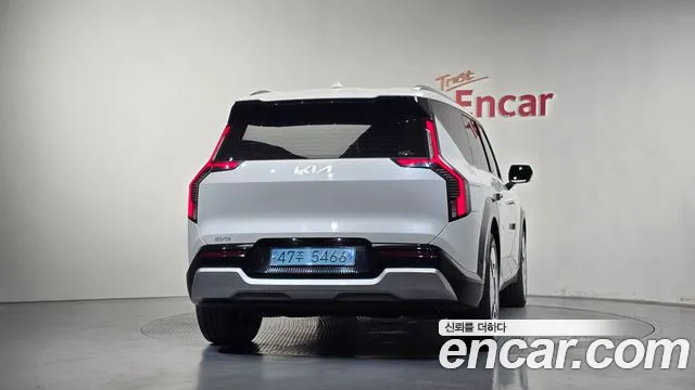 Kia EV9 2023 thumb 3