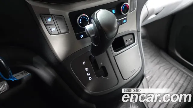 Hyundai Starex 2019 thumb 9