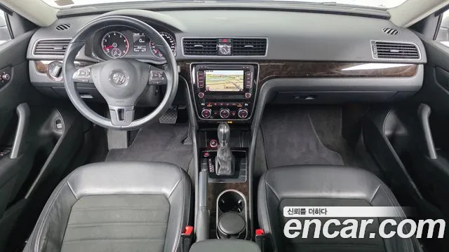 Volkswagen Passat (North America and China) 2014 thumb 7