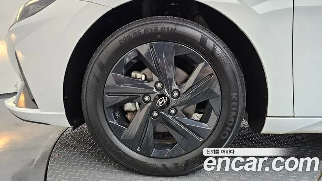 Hyundai Avante 2023 thumb 5