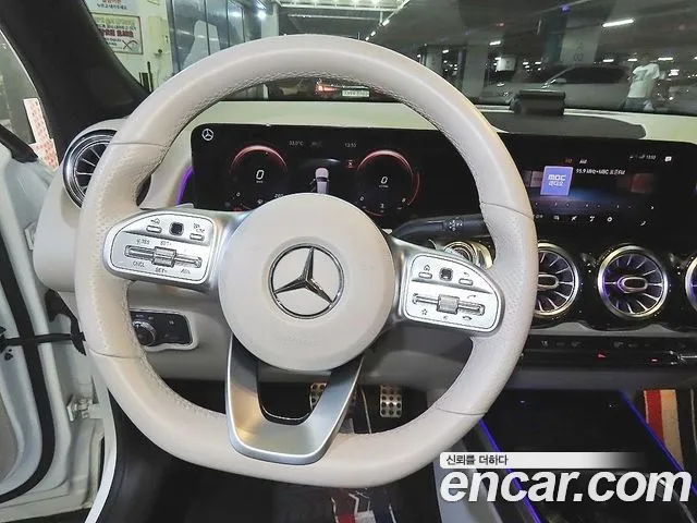 Mercedes-Benz GLB 2021 thumb 8