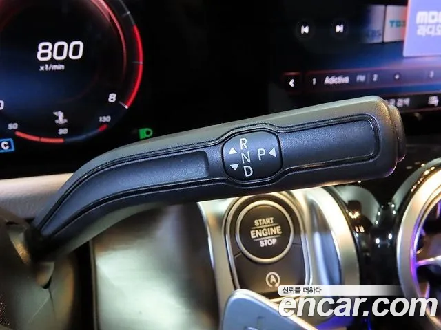 Mercedes-Benz GLB 2021 thumb 12