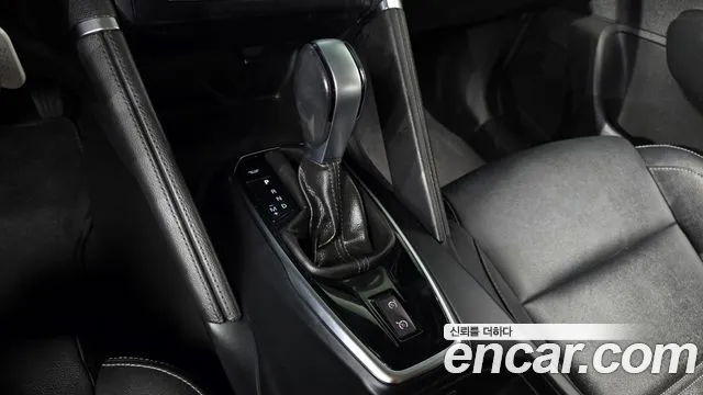 Renault-KoreaSamsung Koleos 2018 thumb 9