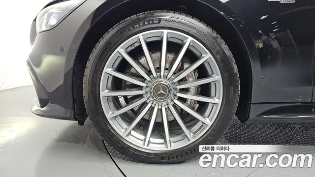 Mercedes-Benz AMG GT 2020 thumb 5