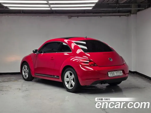 Volkswagen Beatle 2013 thumb 2