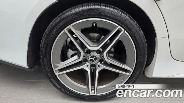 Mercedes-Benz CLS-Class 2019 thumb 5